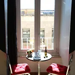 Kiss Me Luxury Nocleg ze śniadaniem 4*