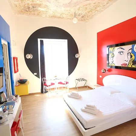 فندق مبيت وإفطار Kiss Me Luxury 4*