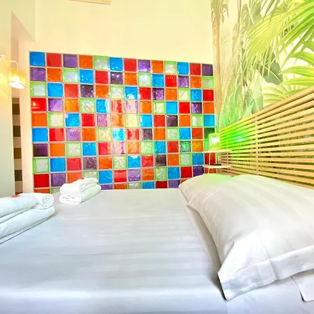 Kiss Me Luxury Ρώμη