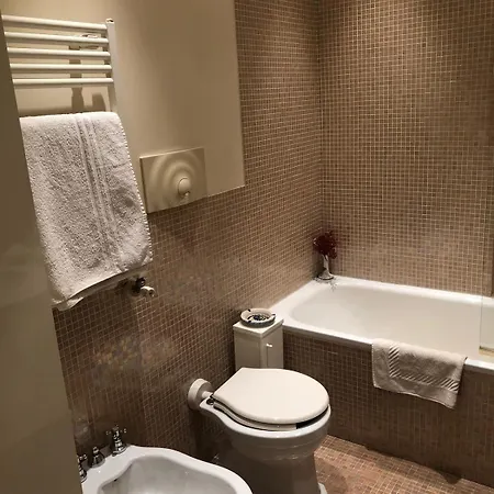 Kiss Me Luxury Bed and Breakfast 4*